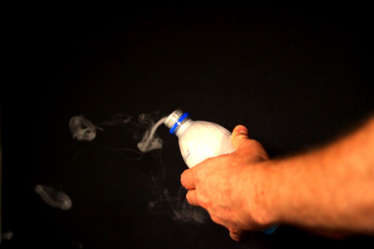dry ice expanding balloon experiment