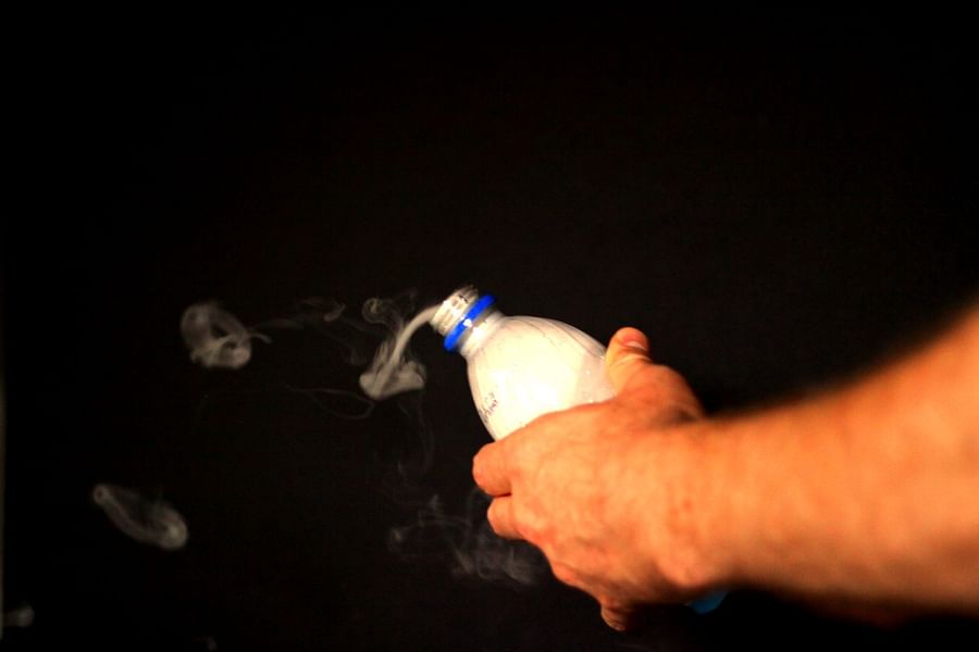 dry ice expanding balloon experiment