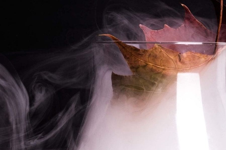 dry ice smoking cocktail